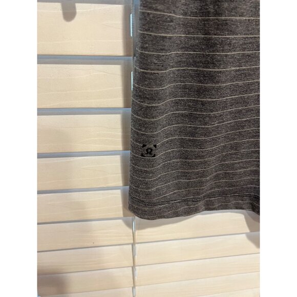 Lululemon Mens Polo Shirt - Size L - Picture 4 of 4